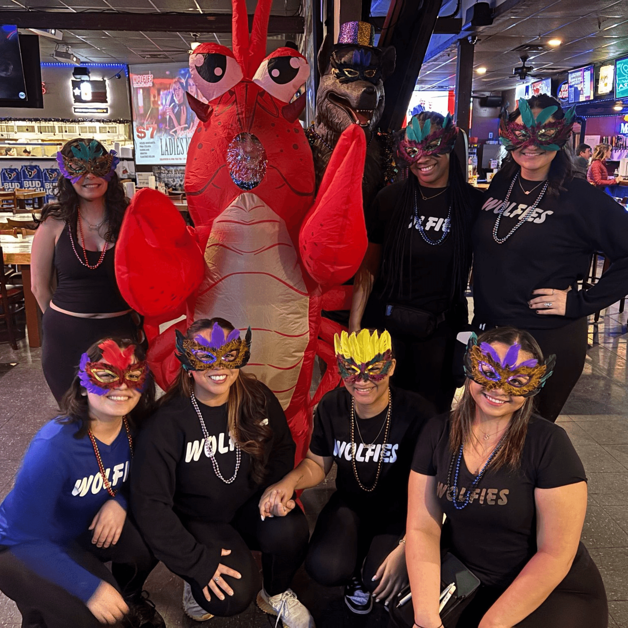 Wolfies Restaurant and Sports Bar gallery image #35