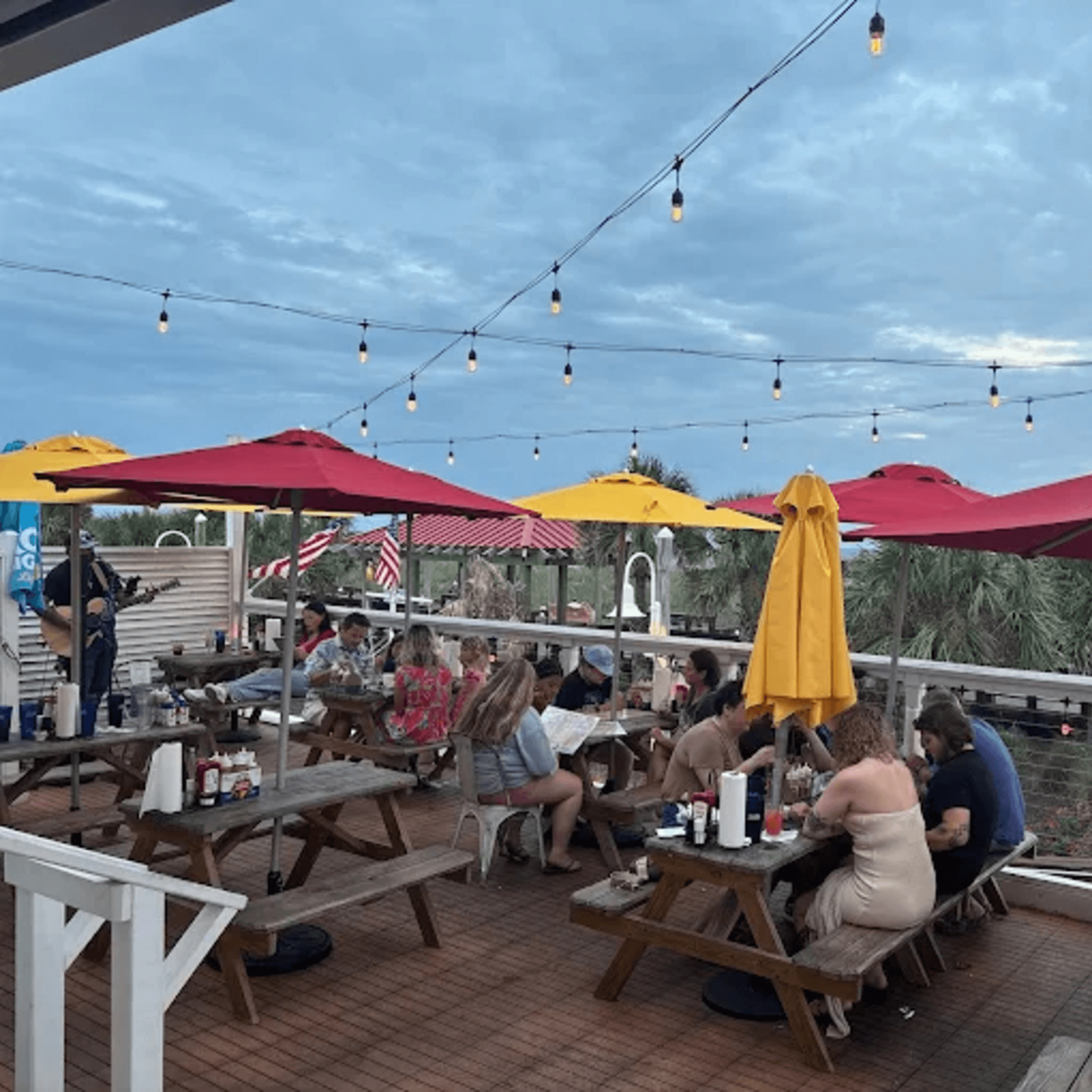 Sunny Daze Smokehouse gallery image #6