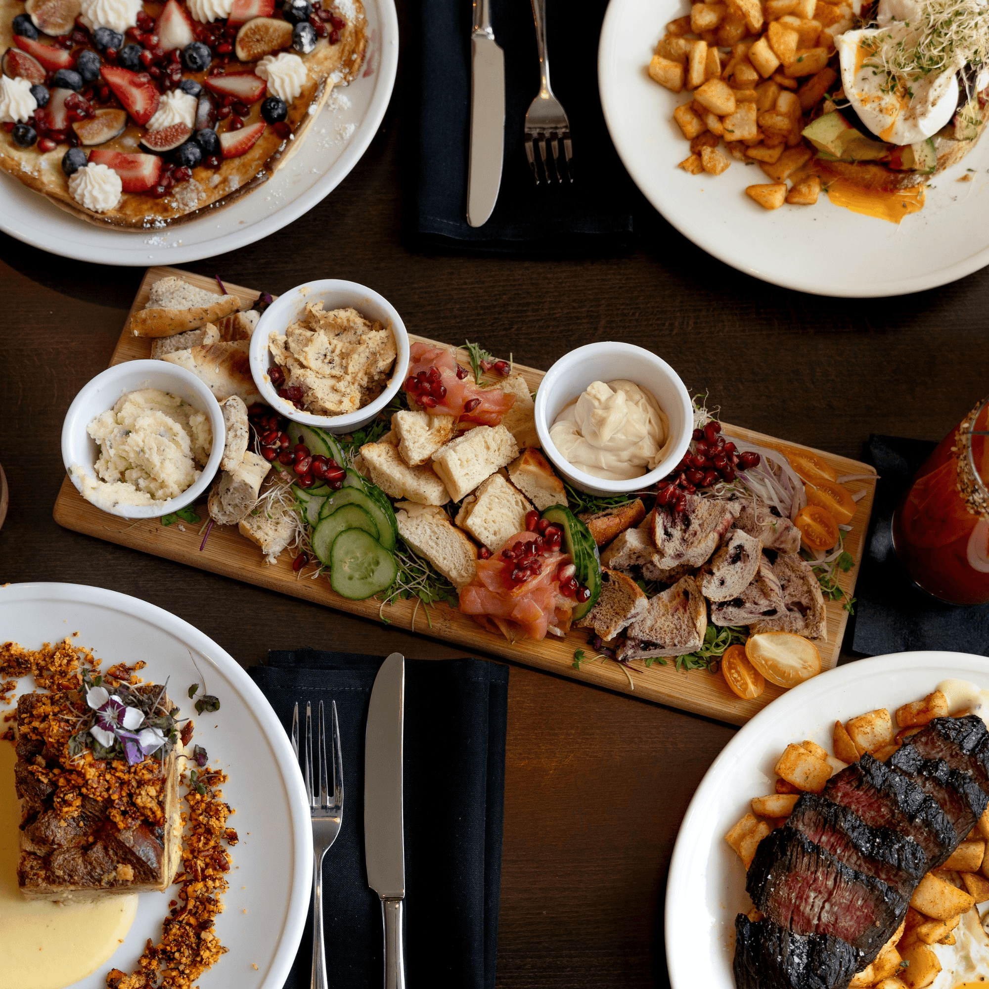 Rivage Oak Kitchen gallery image #5