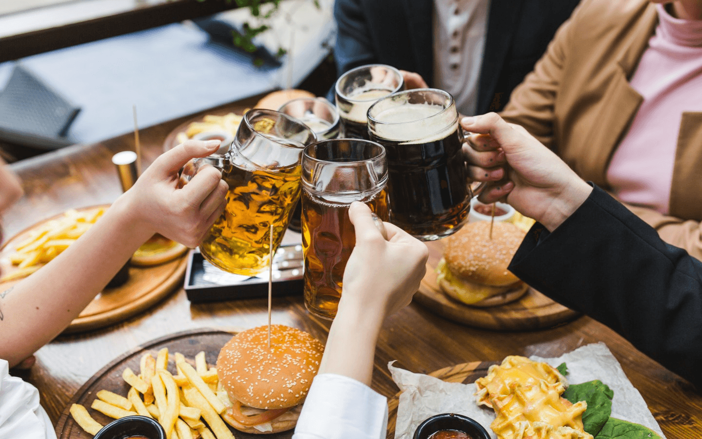 On the River Tavern & Mo’s Cigar Bar Rewards