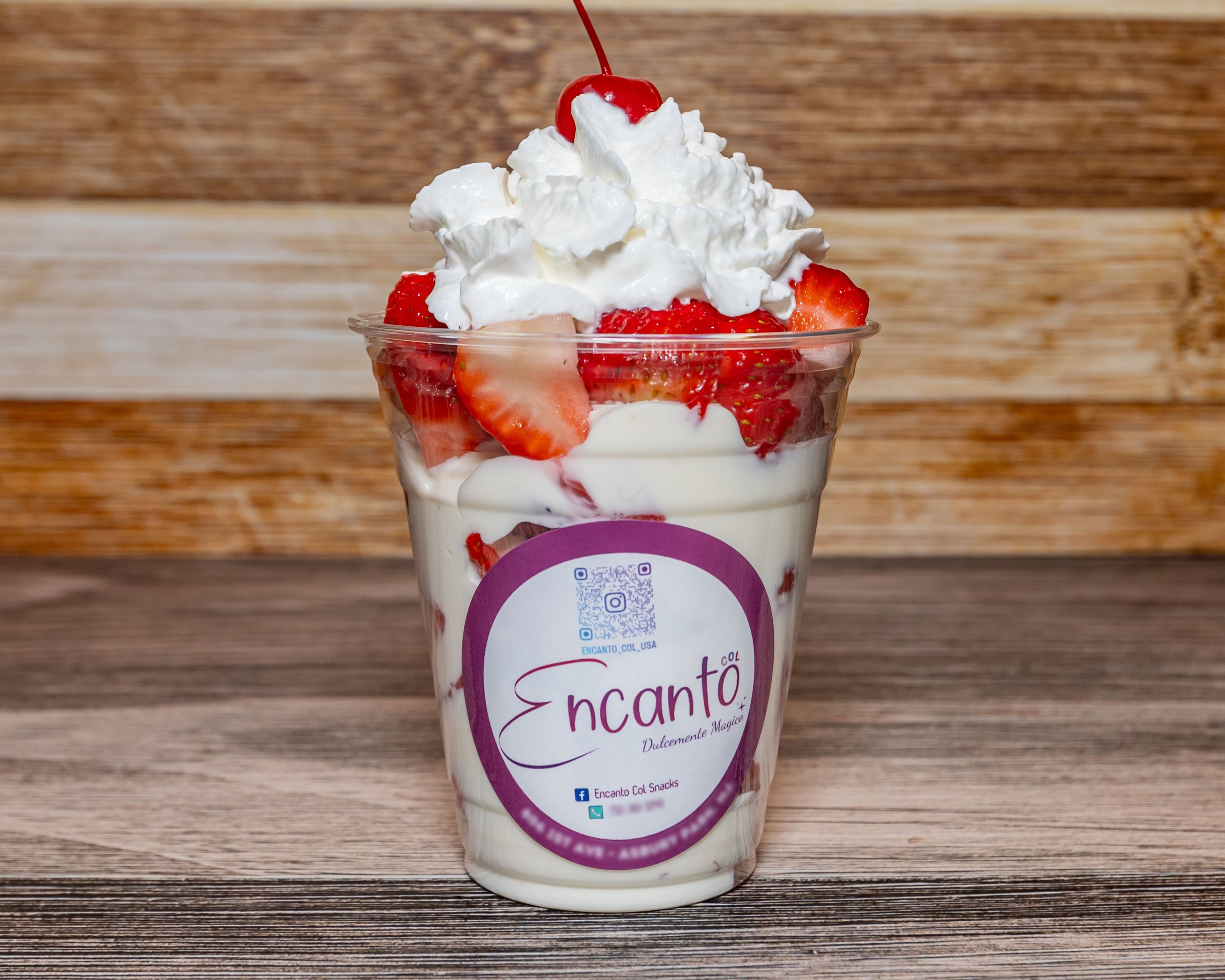 Fresas Con Crema De La Casa.