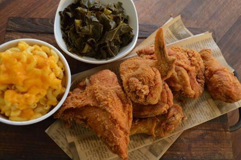 Fried Chicken w/ 3 sides.