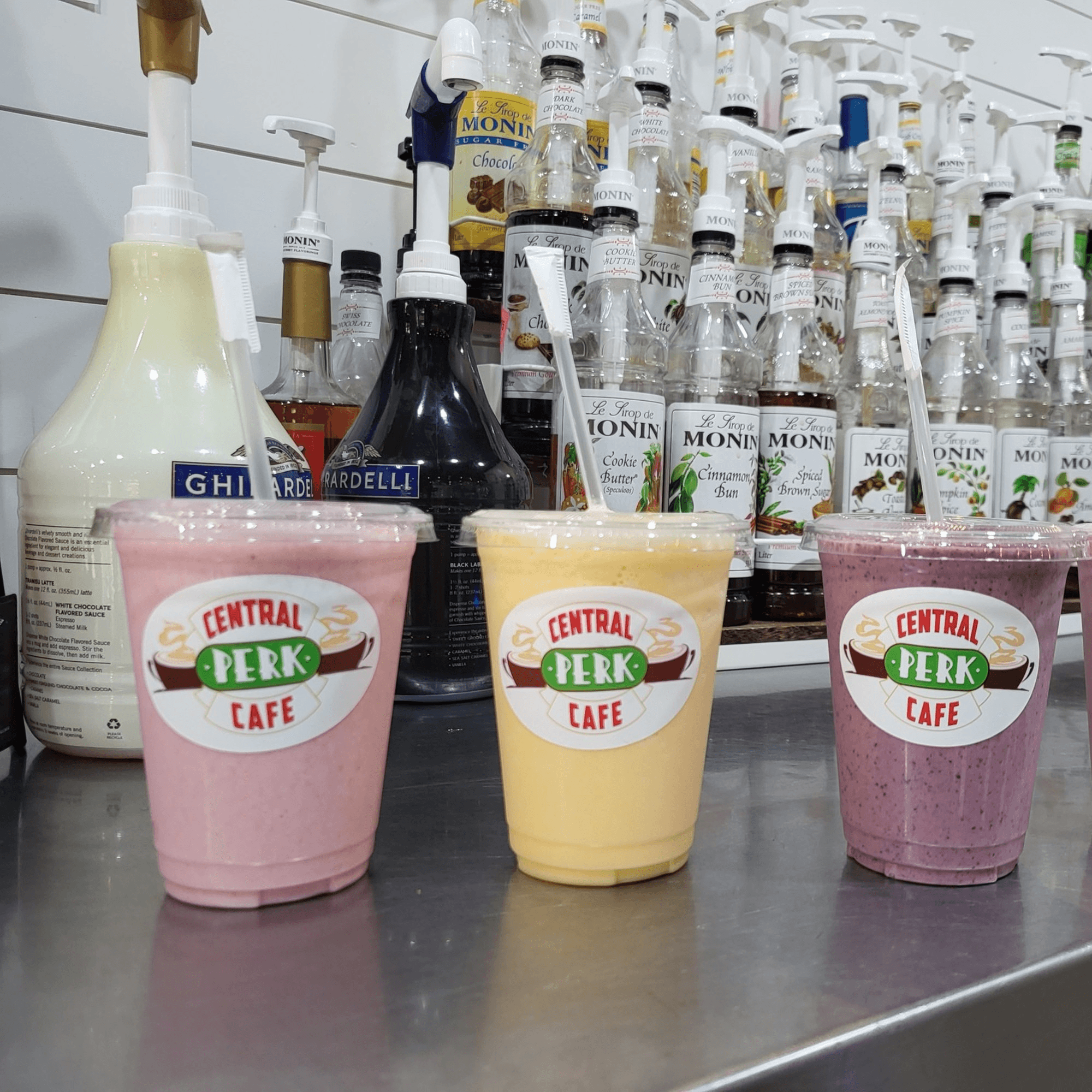 Decades Family Restaurant gallery image #2