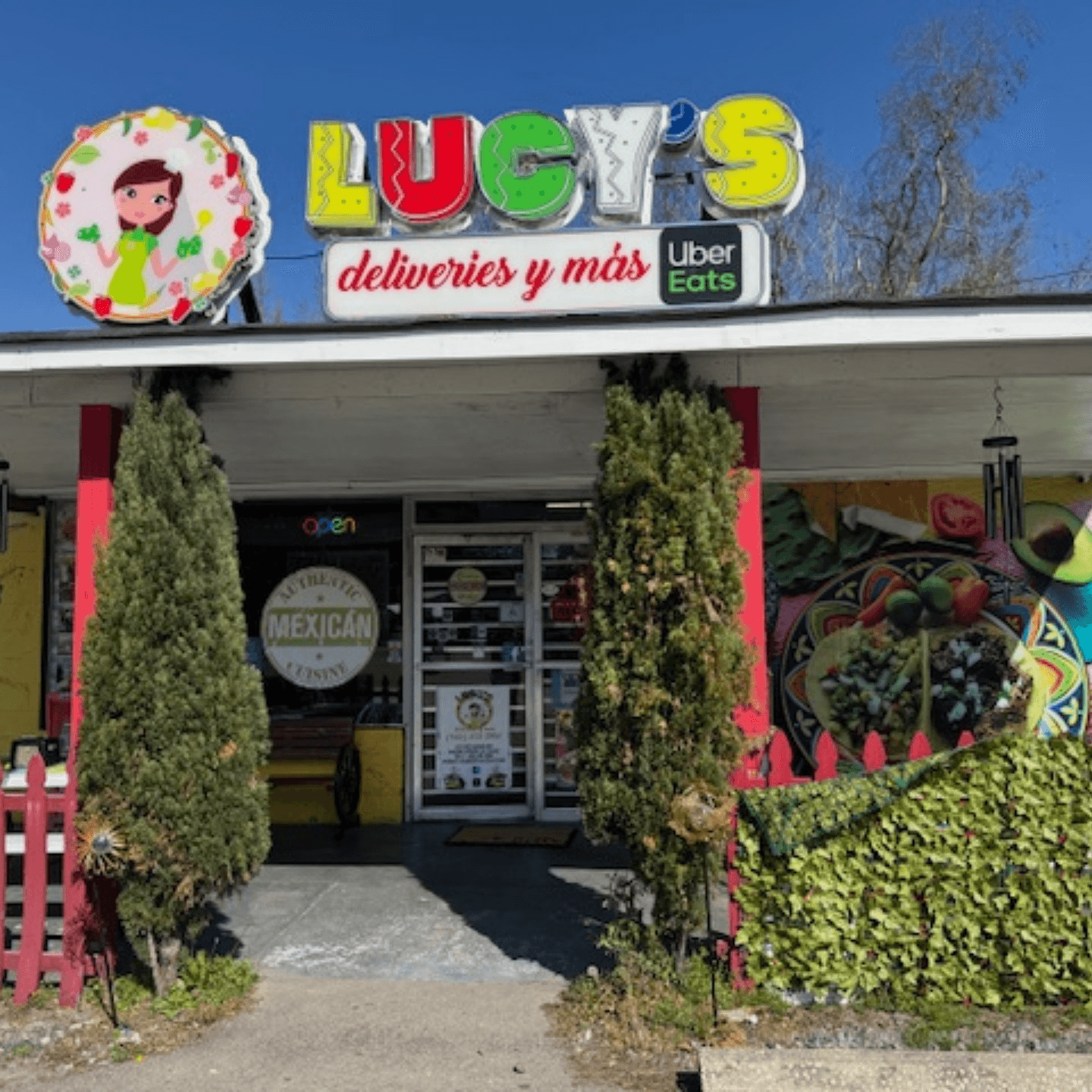  Reserve Your Spot at Lucy's Deliveries y Mas