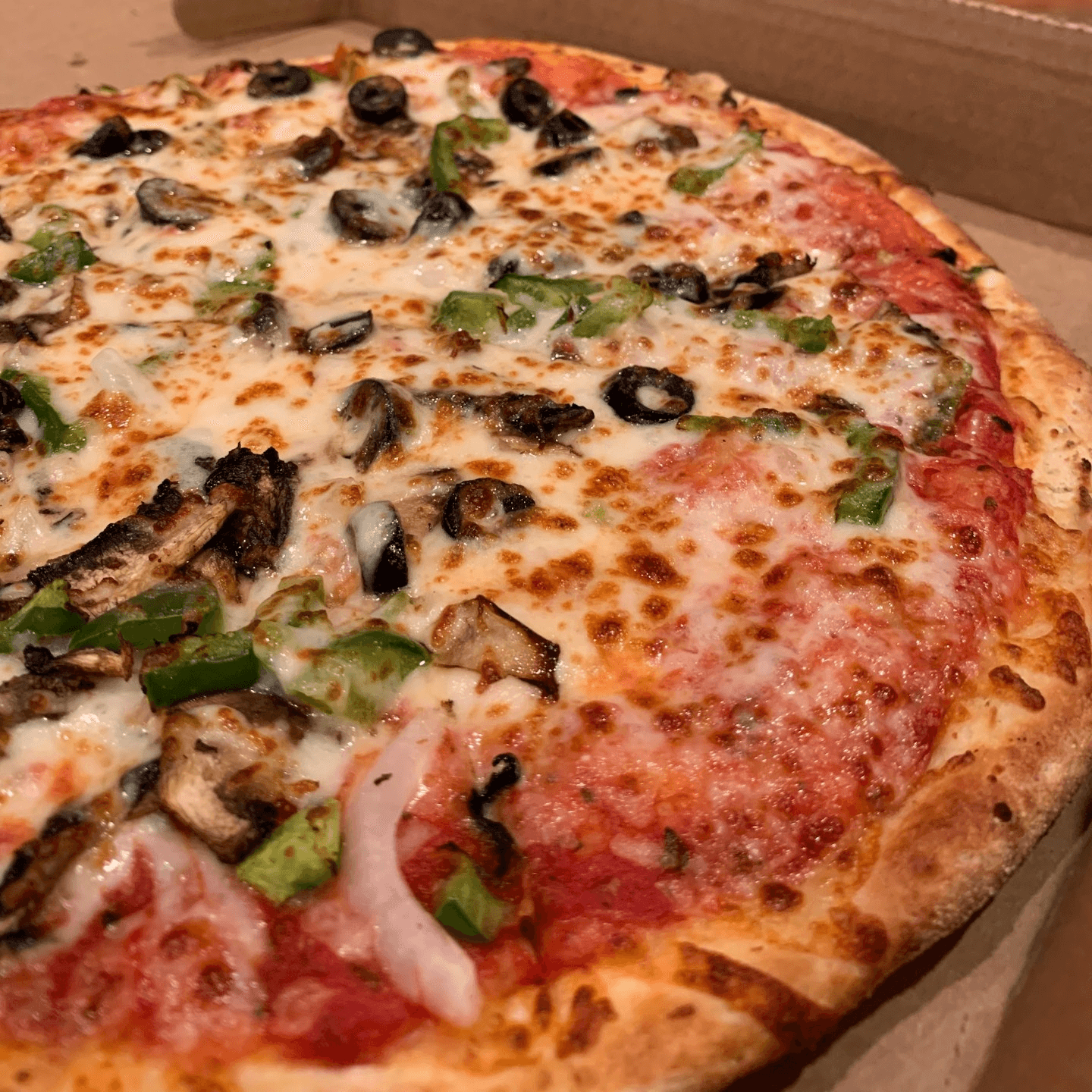 Green Pepper Pizza Freshness in Every Slice