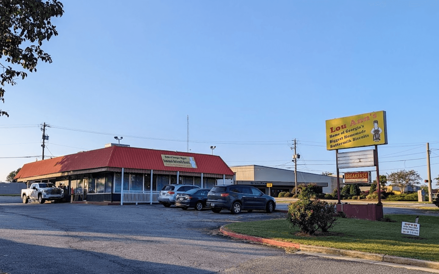 Georgia’s Biggest Biscuits