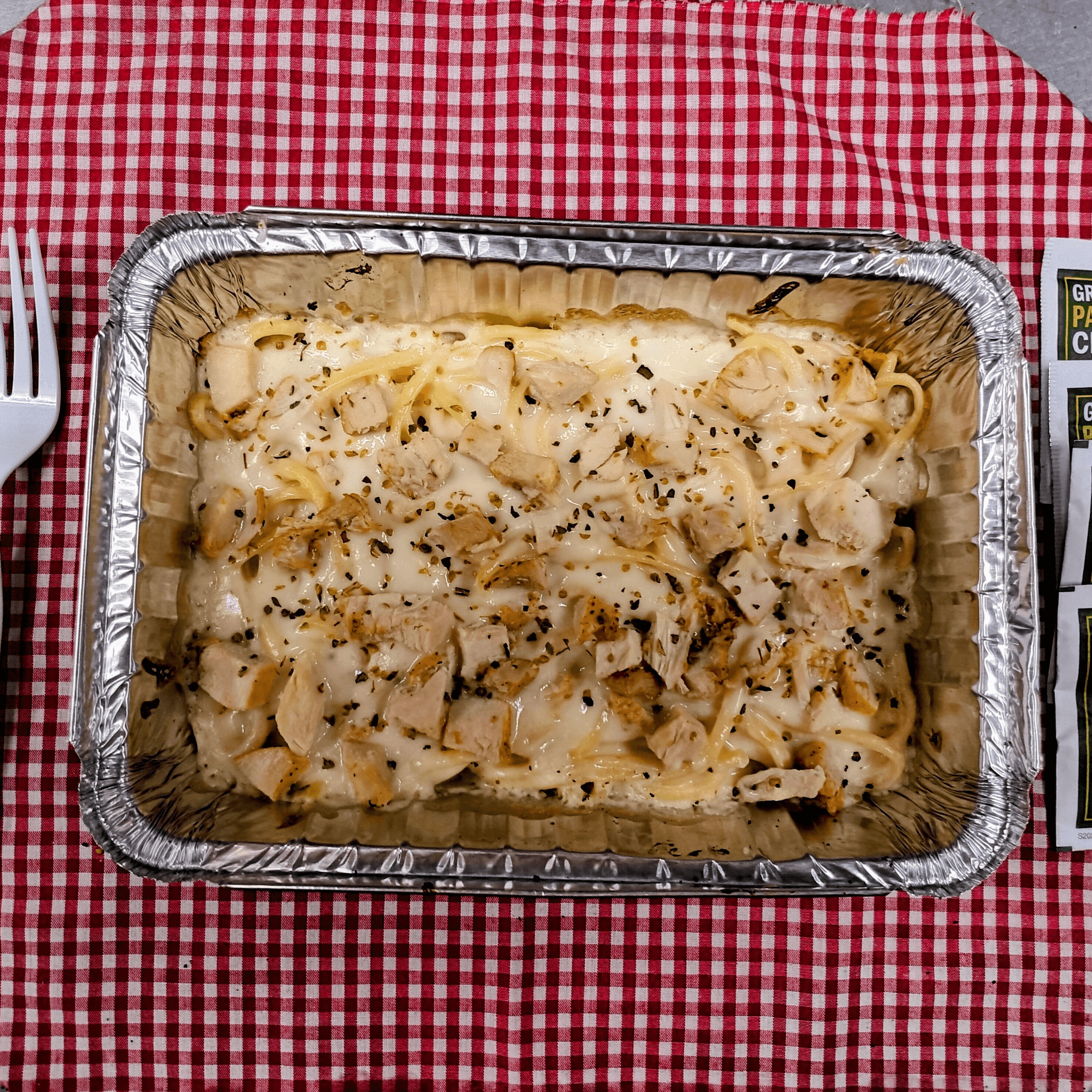 Chicken Alfredo Pasta + 3 Bread Sticks.