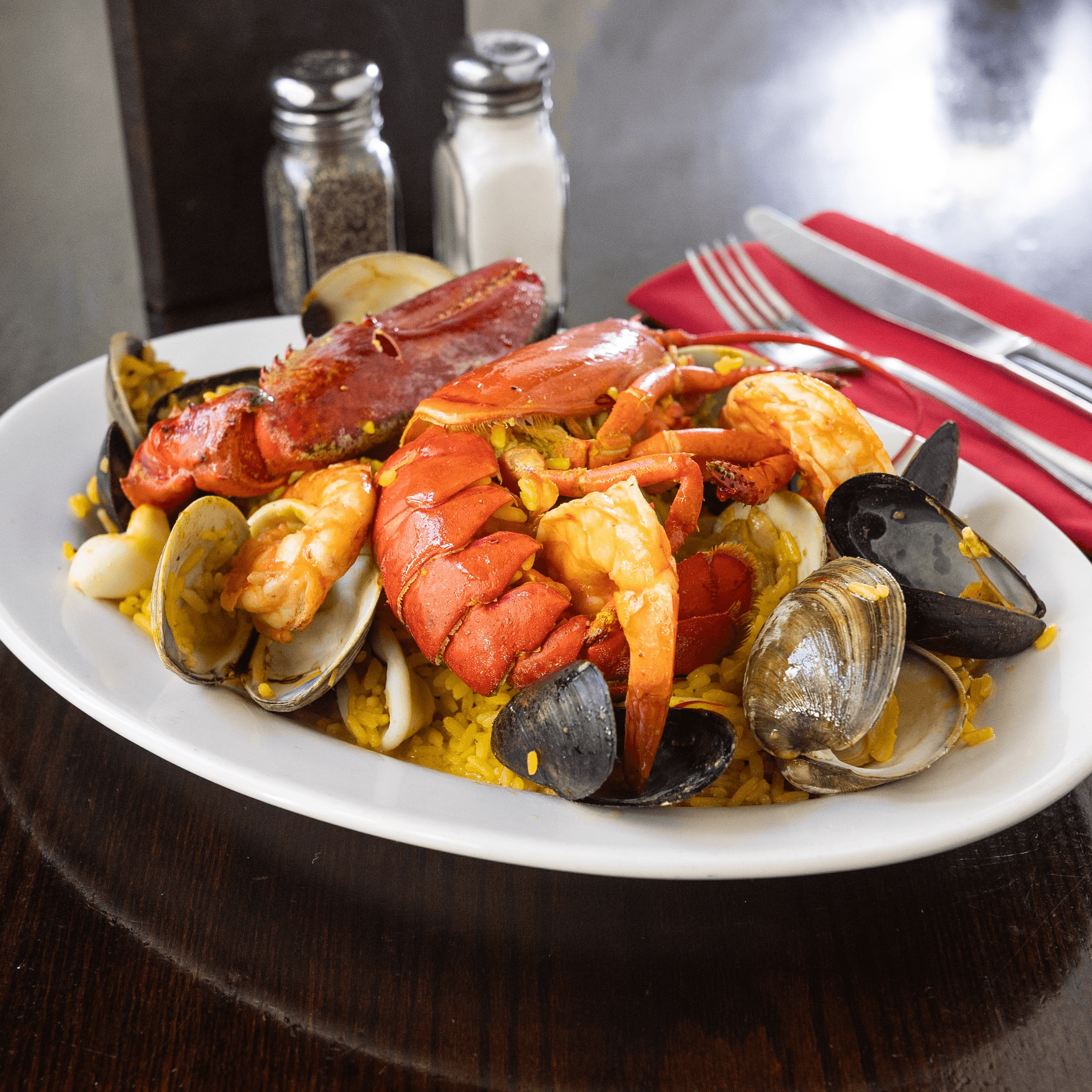 Seafood Paella (For One).