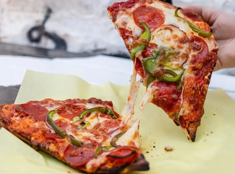 3 Topping - Daily Special.