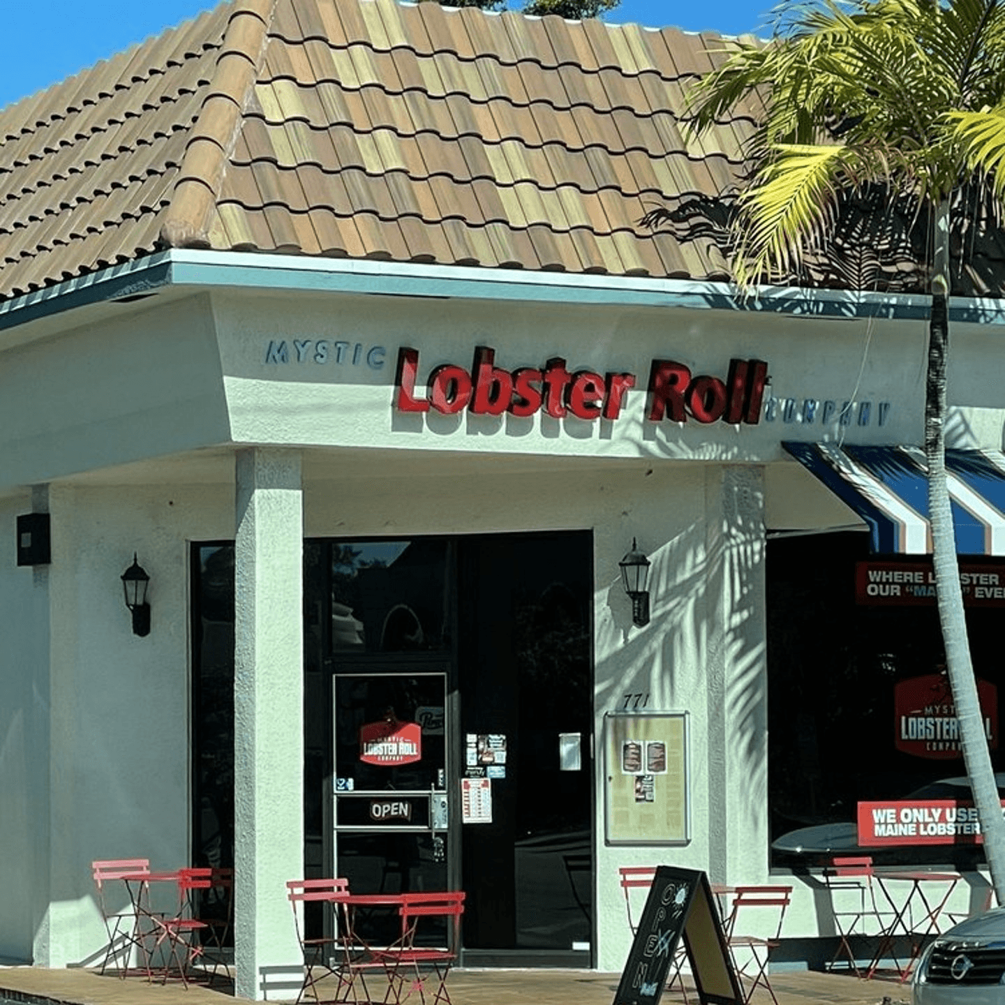 Welcome to Mystic Lobster Roll Co Boca Raton!