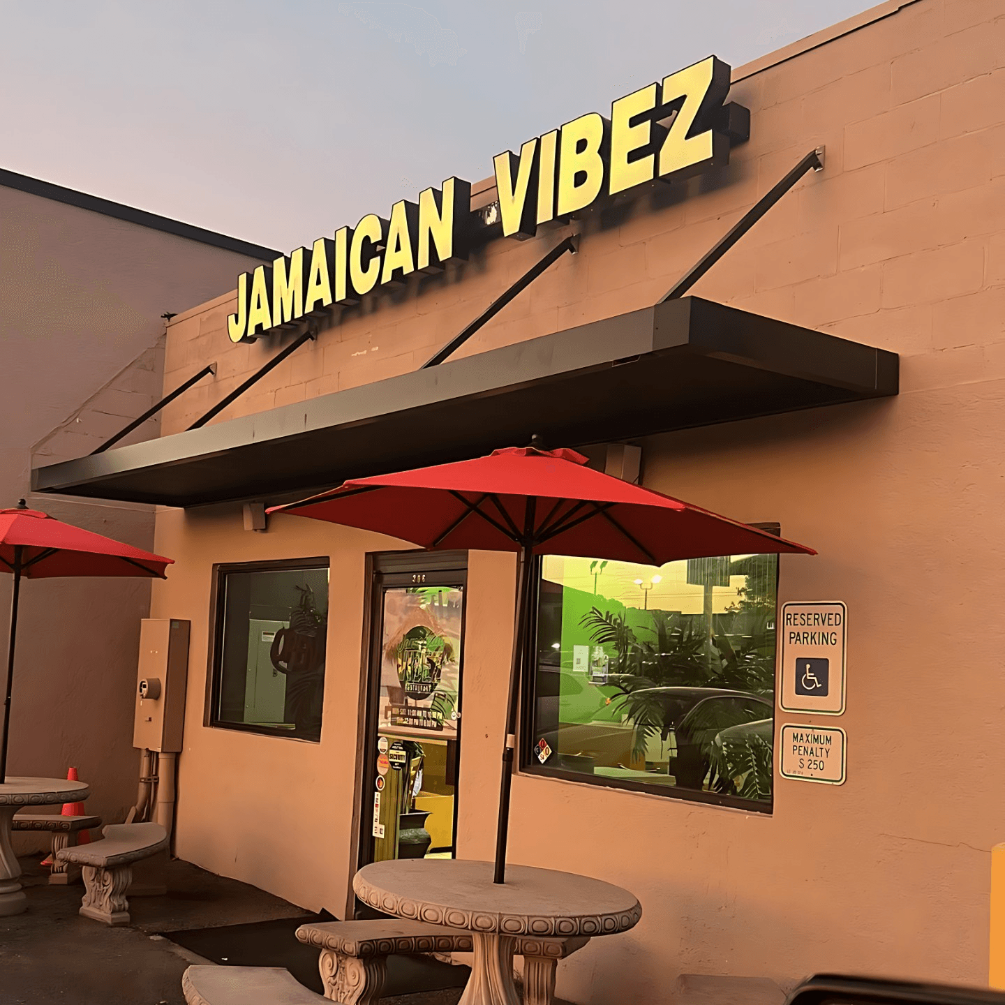 Welcome To Jamaican Vibez