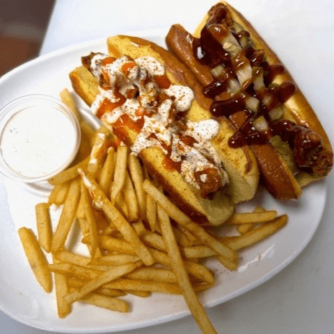 Chris' Birdie Dogg & Fries.