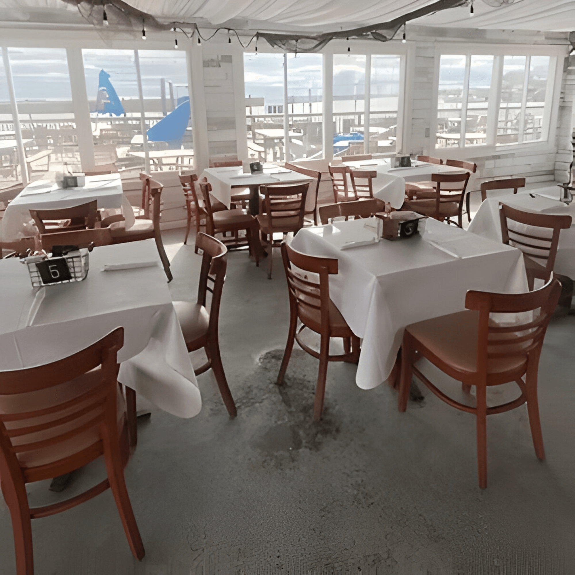 Dox gallery image #6