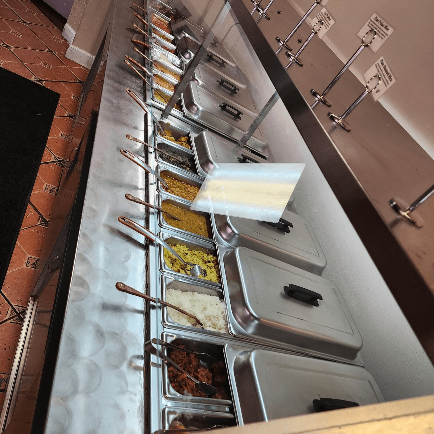 We offer lunch buffet!