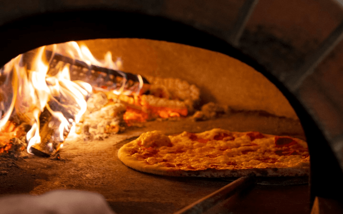 Order Authentic Italian Pizza Online