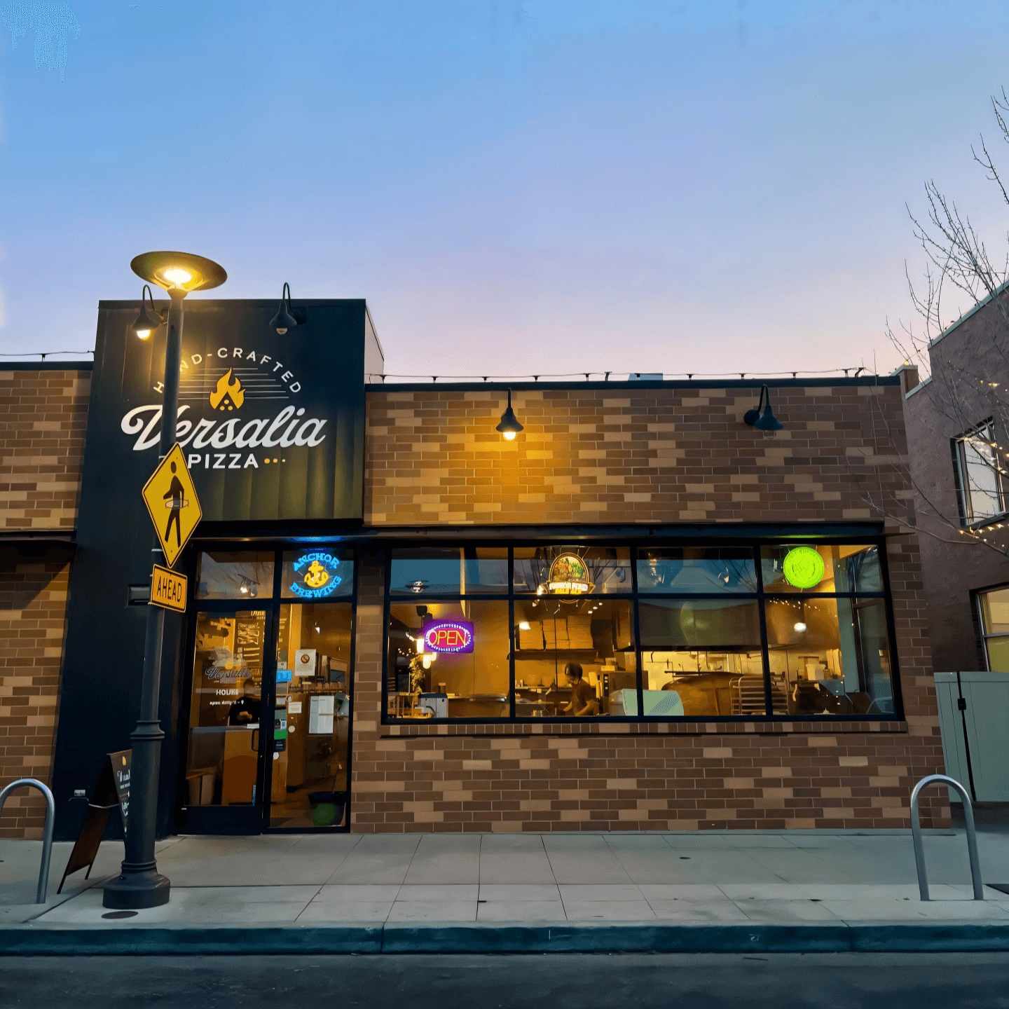 Welcome to Versalia Pizza at Kendall Yards