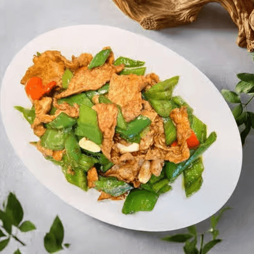 L10 Stir-Fried Pork / 小炒肉.