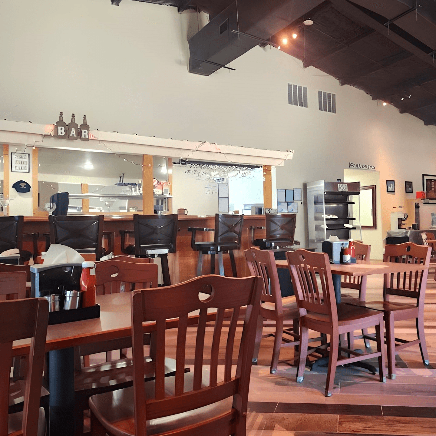 Welcome to Hattie's Restaurant!
