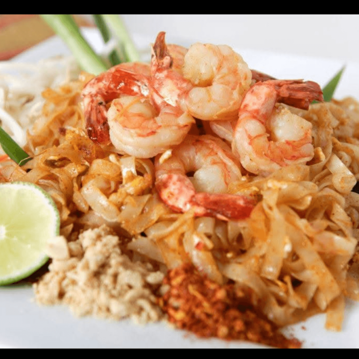Savor Our Shrimp Pad Thai!