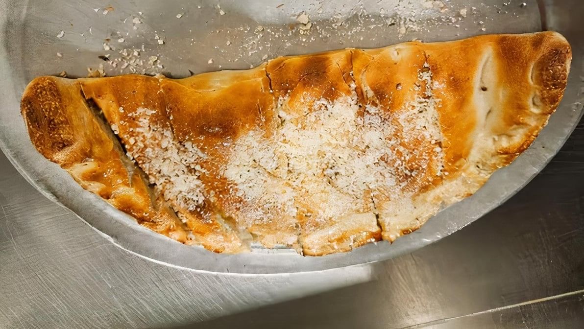 Stromboli (Medium - 12").