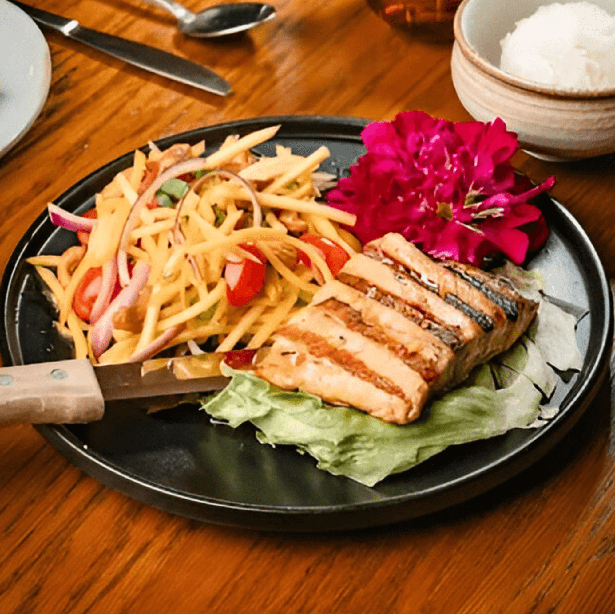 Nur Thai  gallery image #2