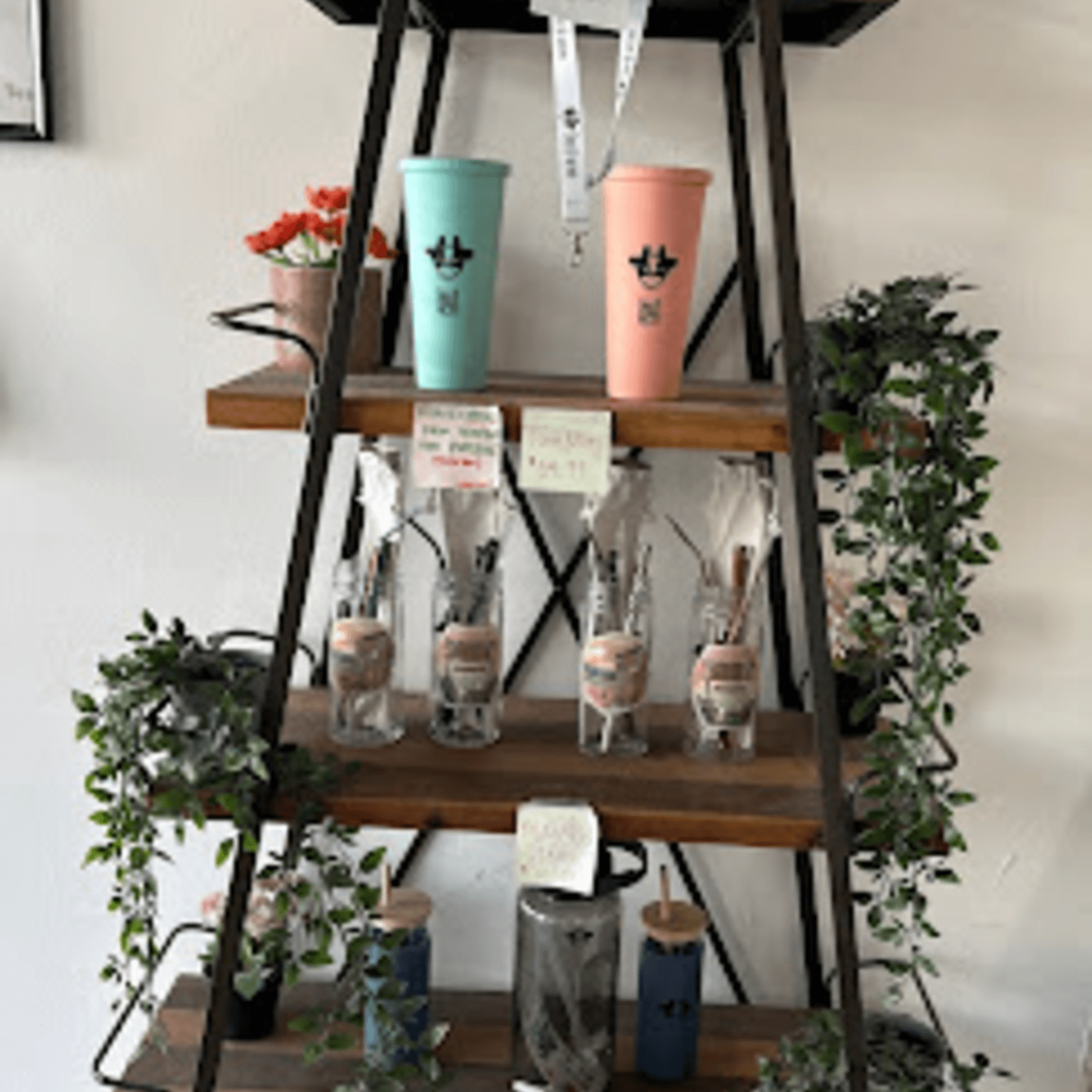 Lazi Cow gallery image #6