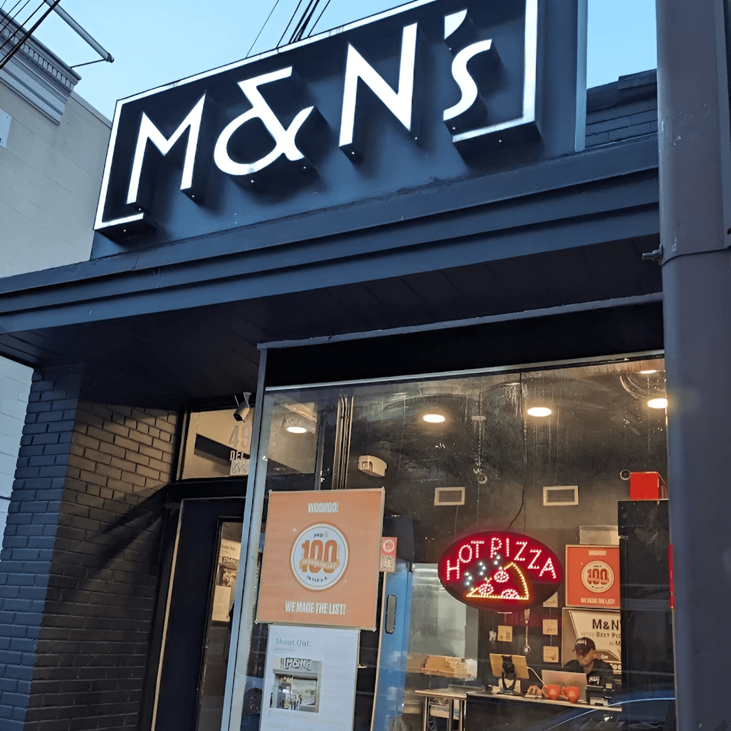 Fresh Pizza, Big Flavors, Always Friendly 