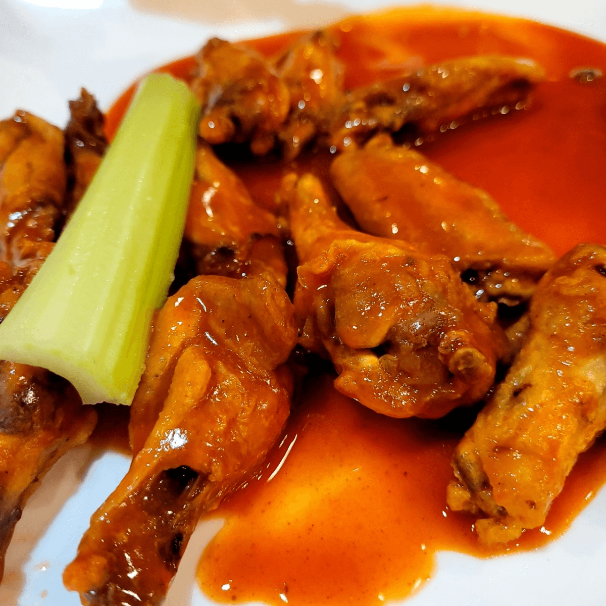 51 Eight Pieces Chicken Wings (8) Buffalo.