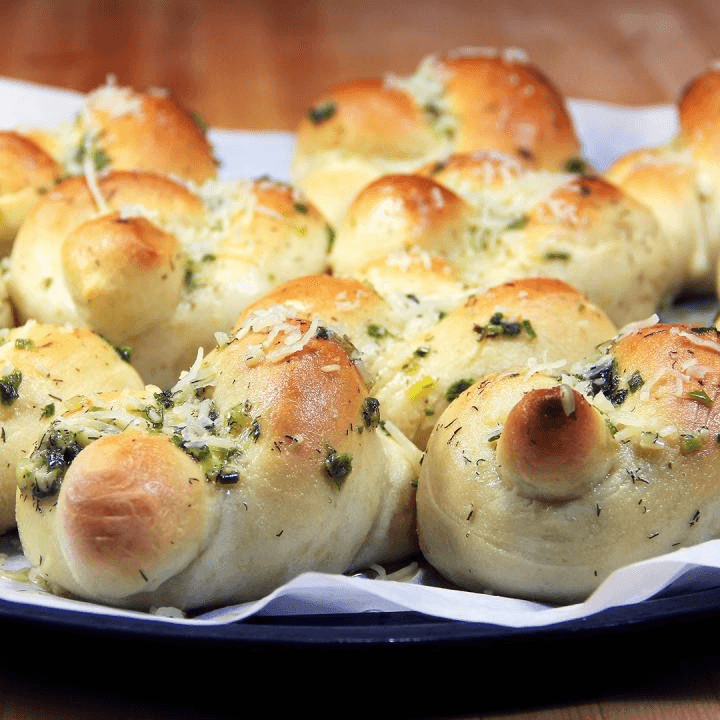 Garlic Knots (4).