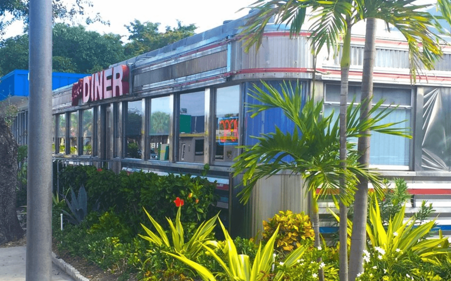 A Retro Dining Experience