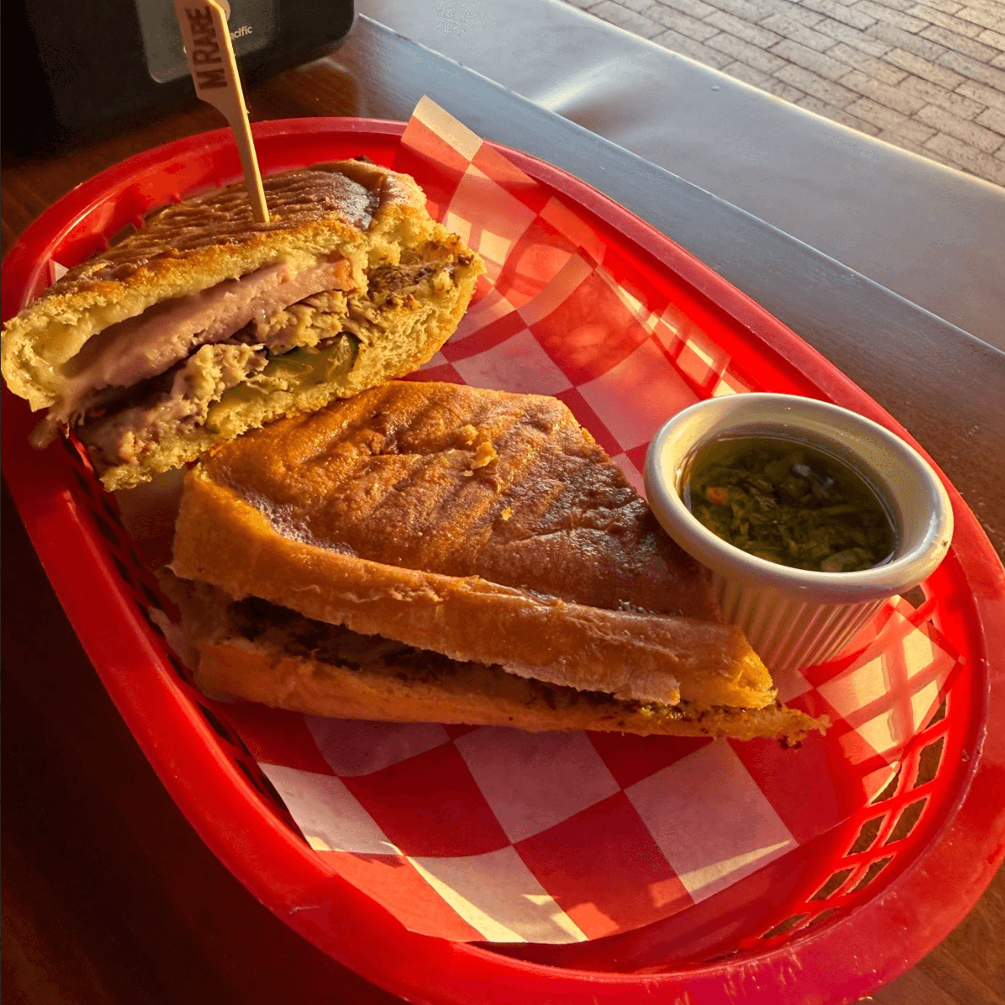 Franks Burgers gallery image #5