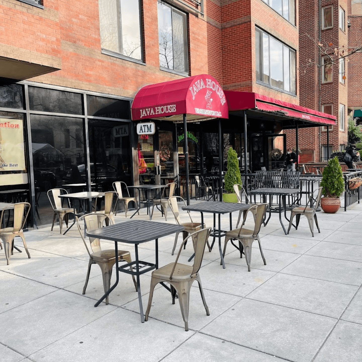 Dine Under the Open Sky!