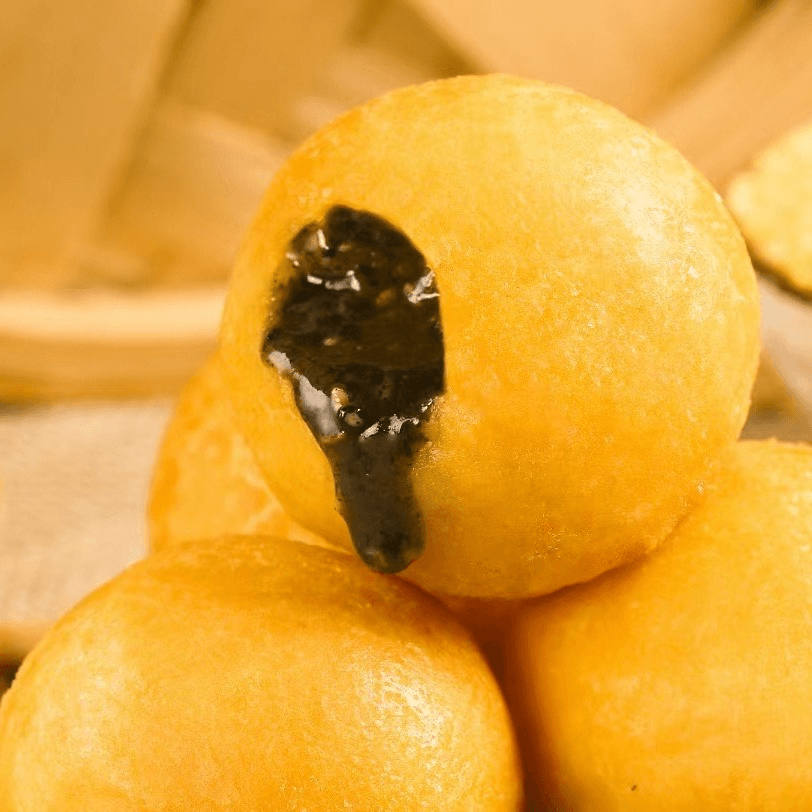 Signiture Molten Sesame Ball-招牌爆浆芝麻球.