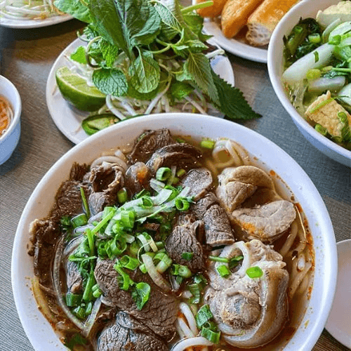 Bun Bo Hue (Spicy).