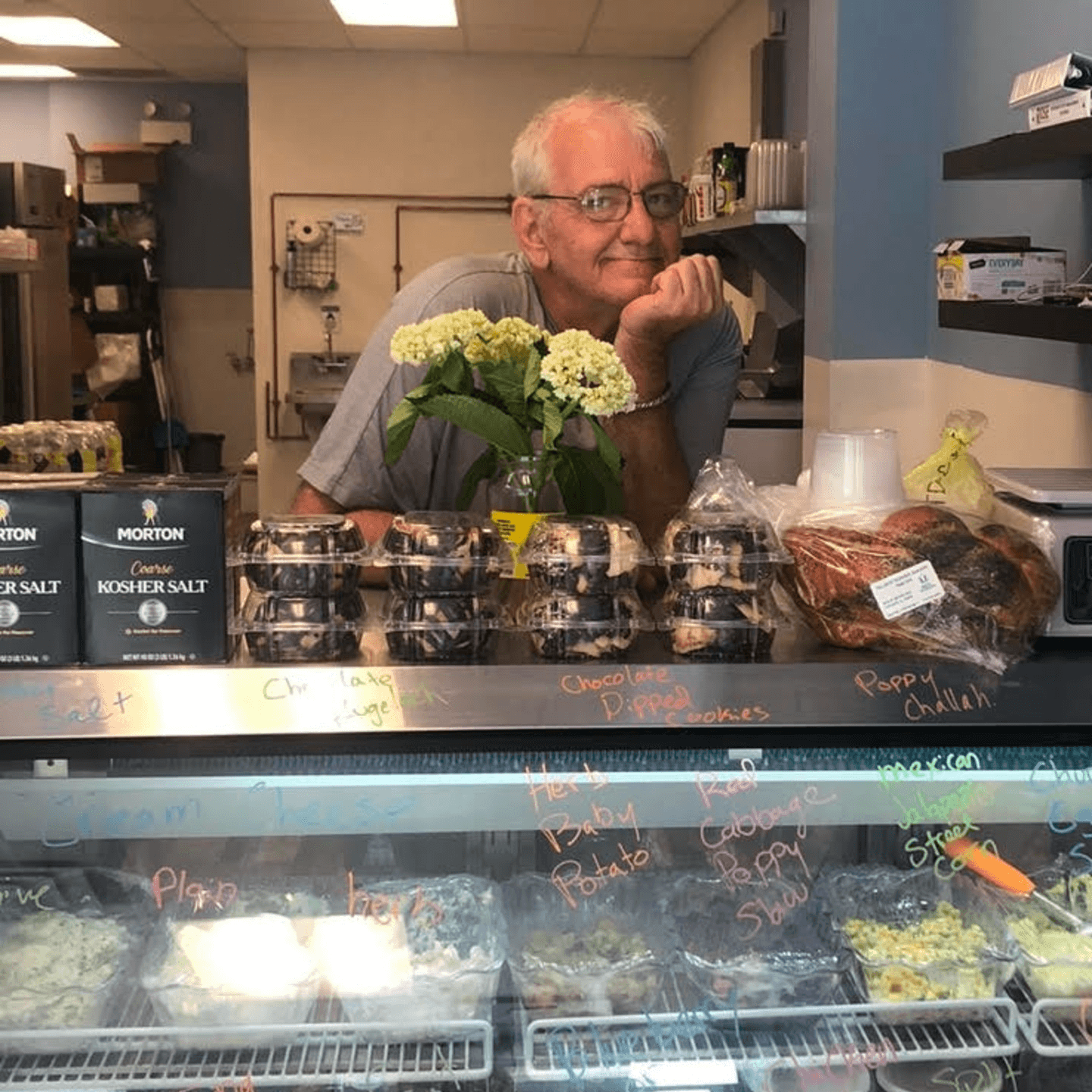 Why Visit Helfeld’s Delicatessen?  🥪