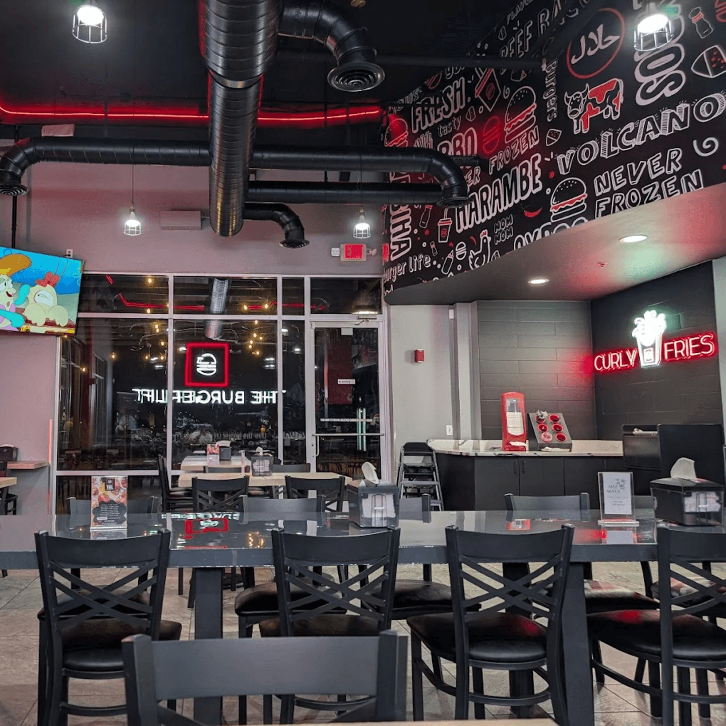 Dine In and Hang Out🪑