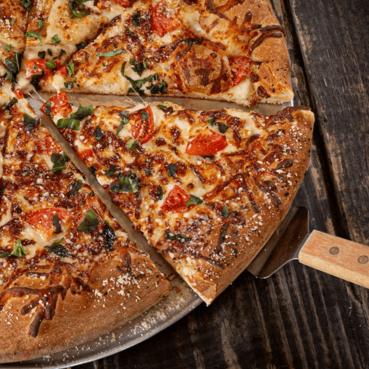 Savor the Flavors of Our Margherita Pizza!