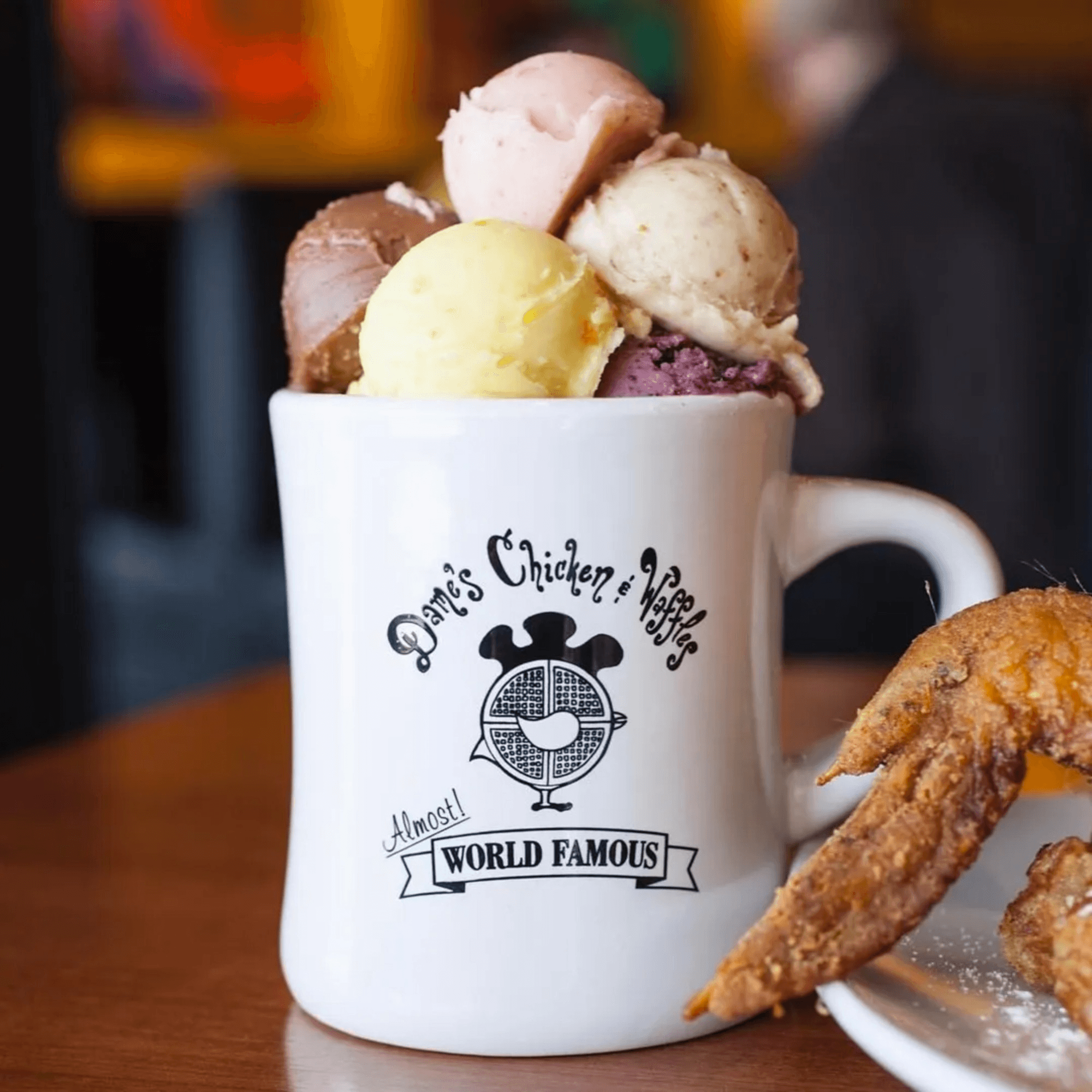 Dame's Chicken & Waffles gallery image #9