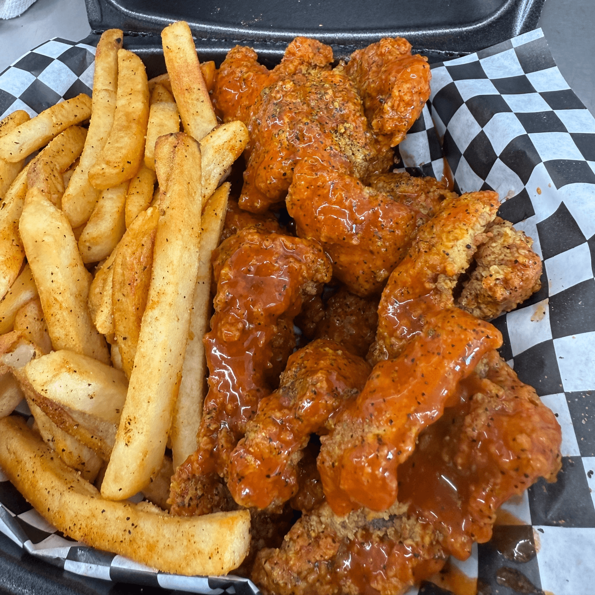 Cali Kitchen Food Truck  gallery image #1