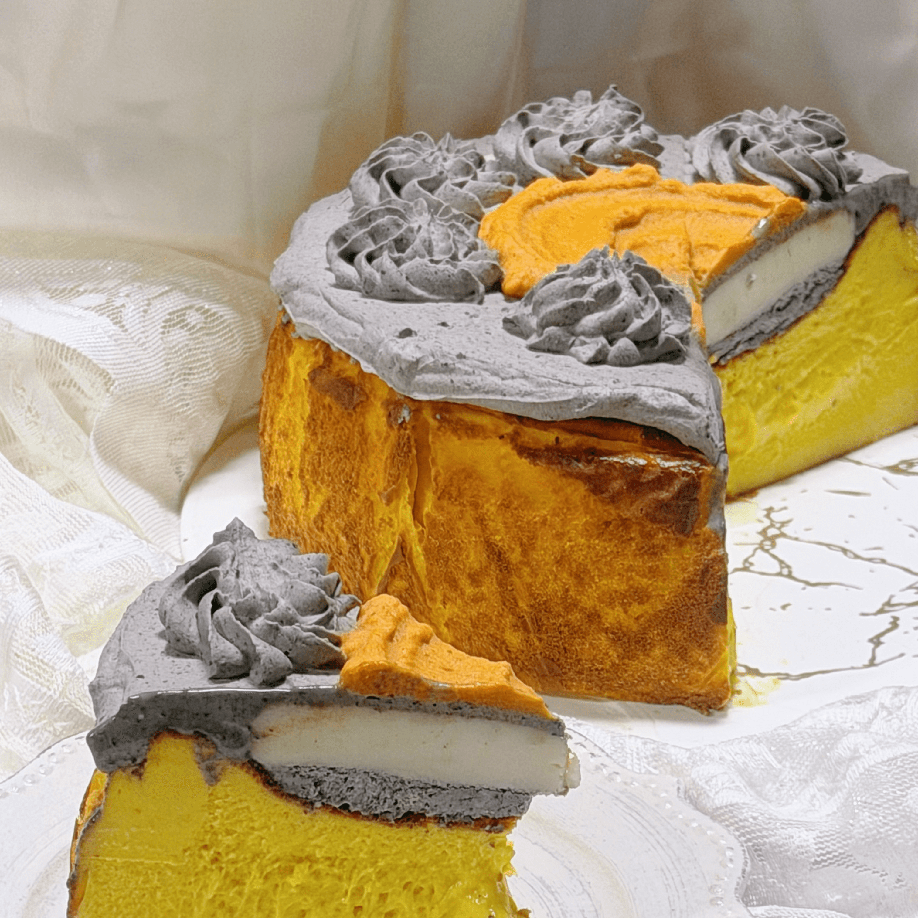 6‘’ Pumpkin Mochi Basque 6寸南瓜黑芝麻麻薯巴斯克.