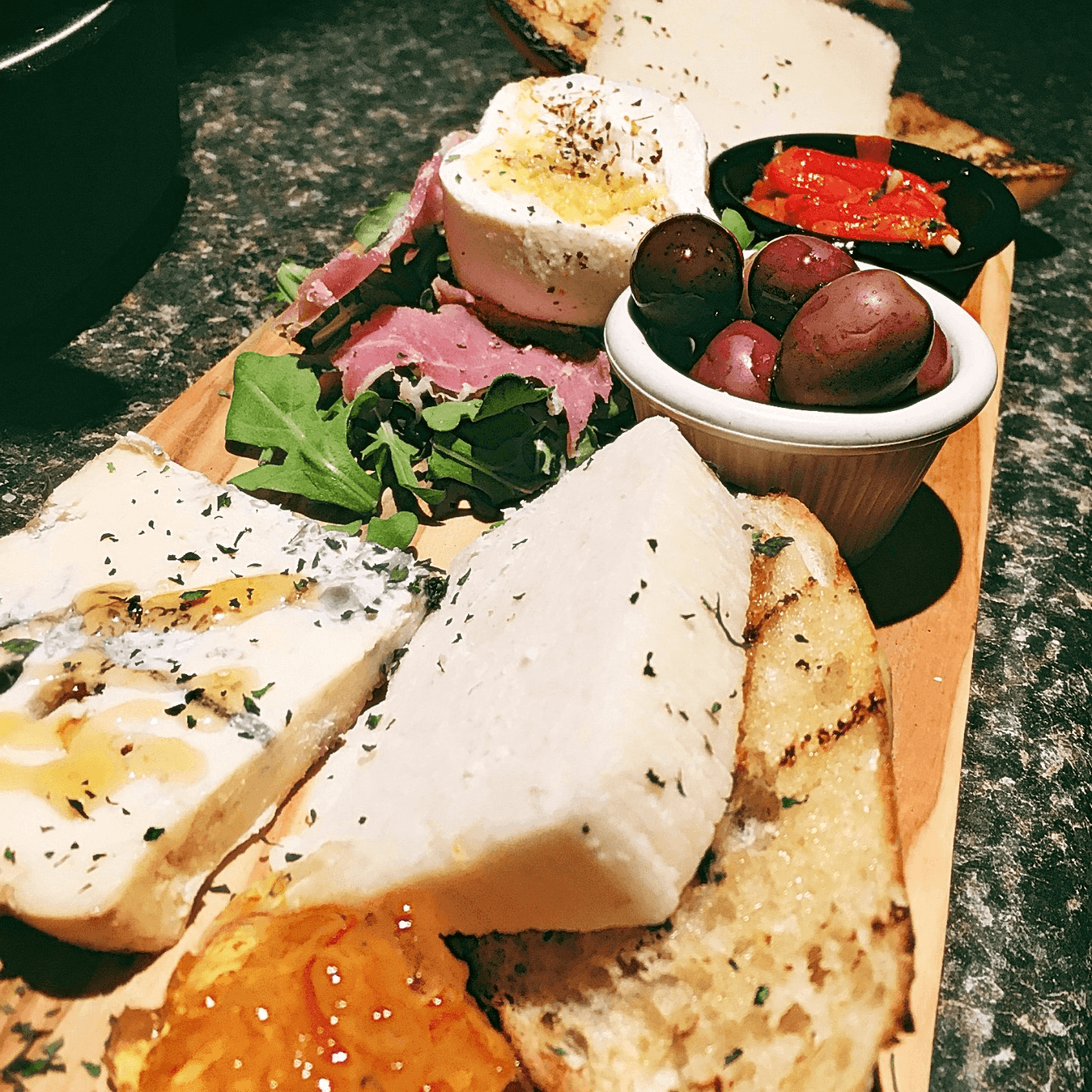 Imported Cheese Board 27 *MGF