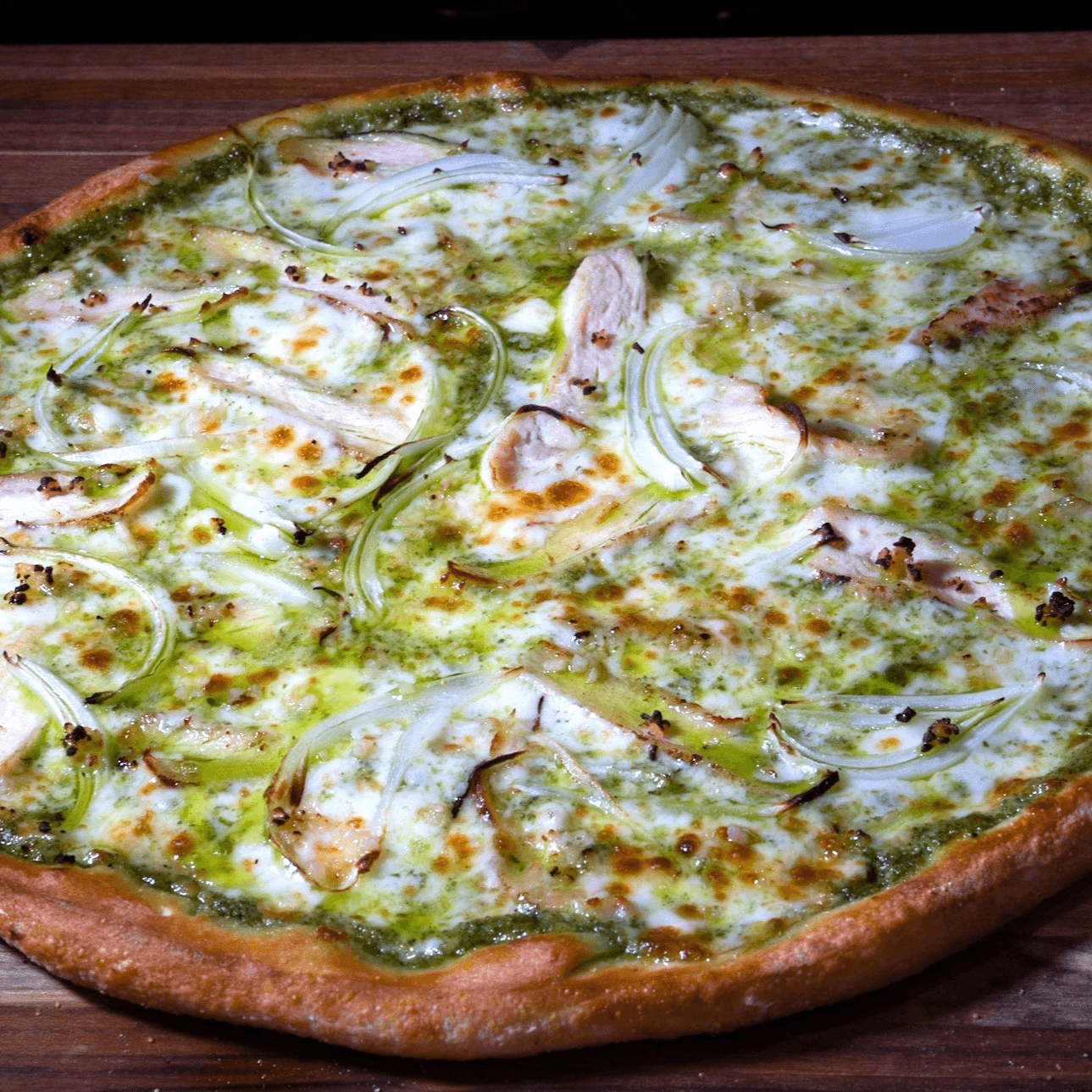 Pesto Chicken Special Pizza (Medium).