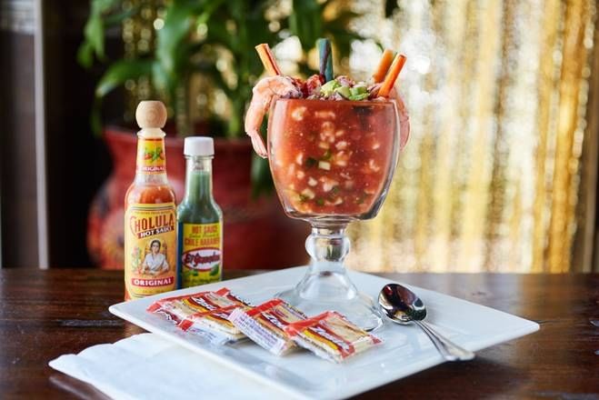 Coctel Camaron (Shrimp Cocktail).