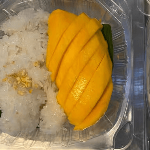 Sweet Rice with Mango (Seasonal).
