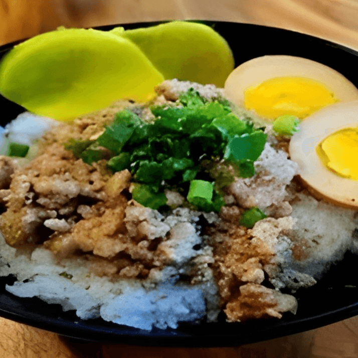 Pork Sauce Rice W. Egg 肉燥饭.