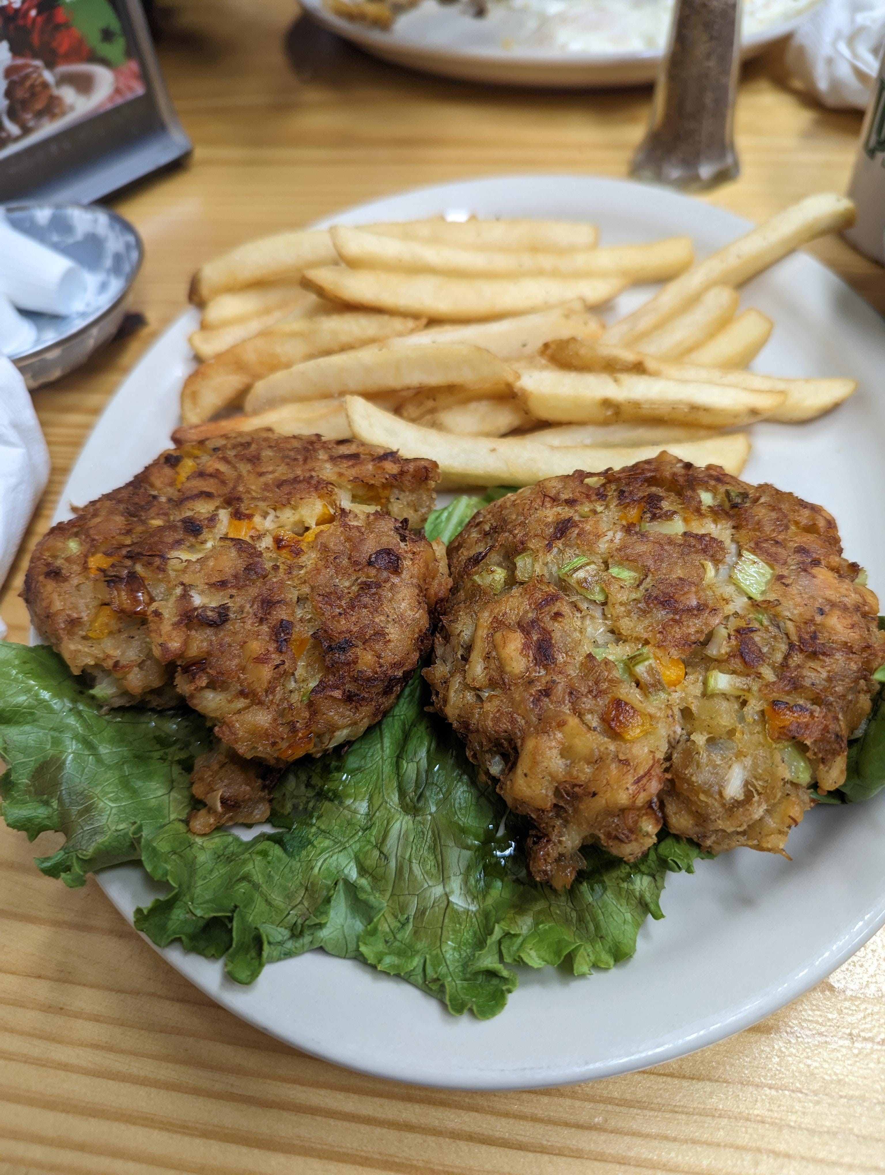 Crab Cake Platter.