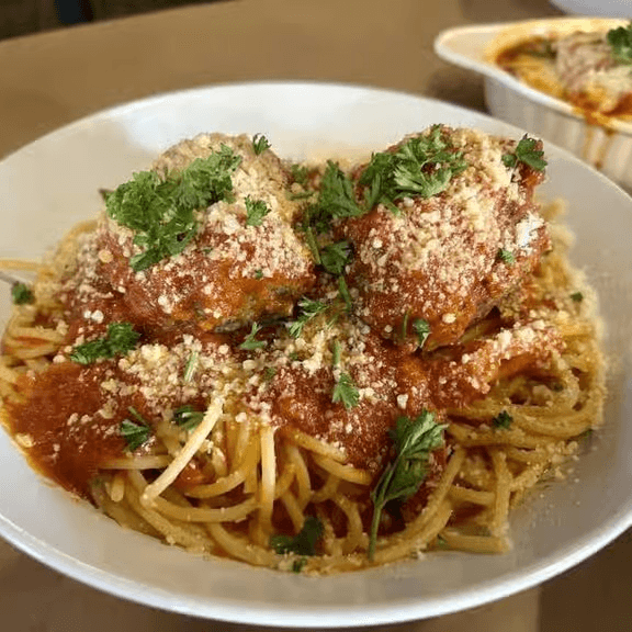 Kids Spaghetti & Meatball.