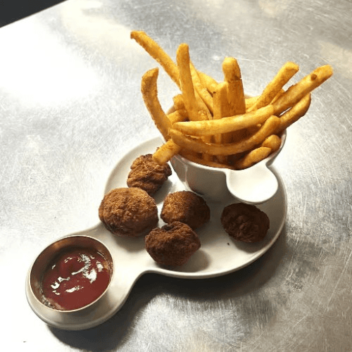 Nuggets and Fry - Catering.