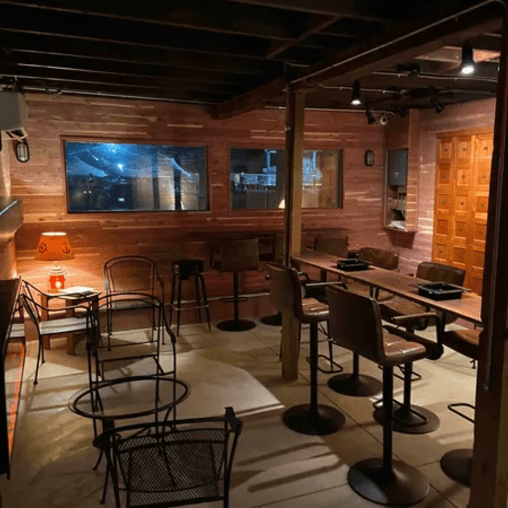 On the River Tavern & Mo’s Cigar Bar gallery image #11