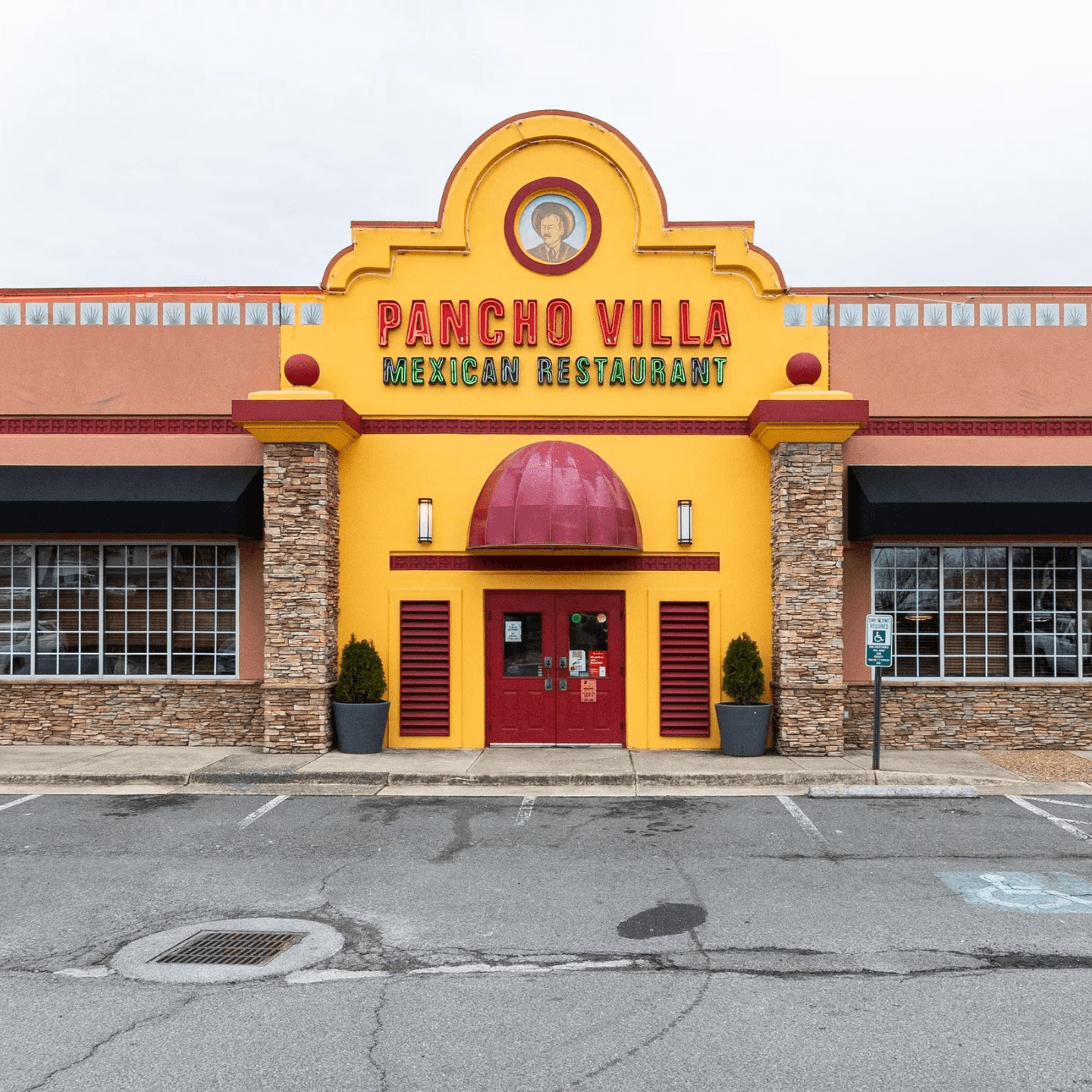 Welcome to Pancho Villa Mexican Restaurant ✨